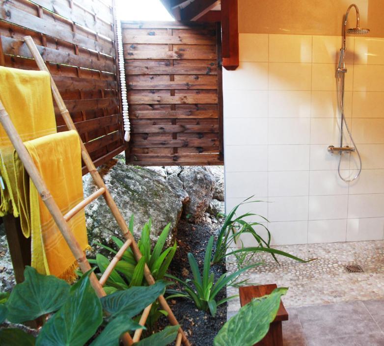 Shambala Lodge Le Moule Phòng bức ảnh